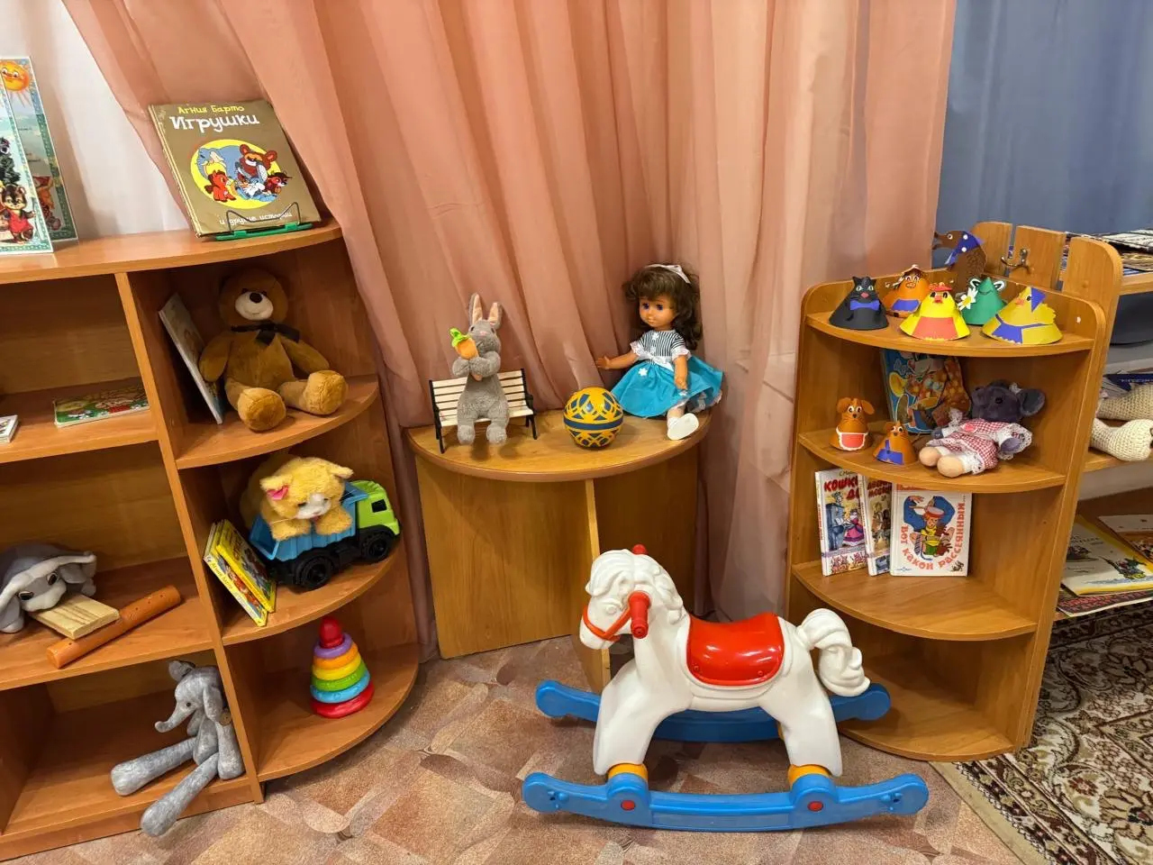 В детском саду состоялось торжественное открытие библиотеки «Страна книг»!